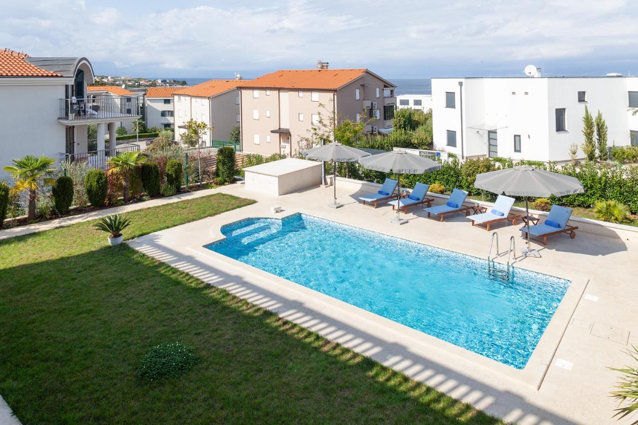 Deluxe Apartment Vila Carissa مالينسكا المظهر الخارجي الصورة